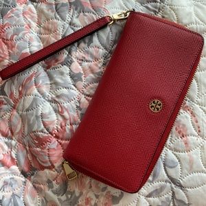 COPY - Tory Burch Wallet/Wrislet